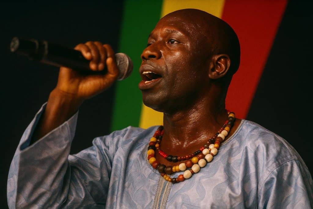 Le slam congolais triomphe : Aristide Johns primé